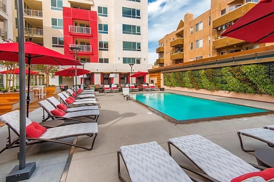 Apartment Spacious And Stylish Unit Los Angeles